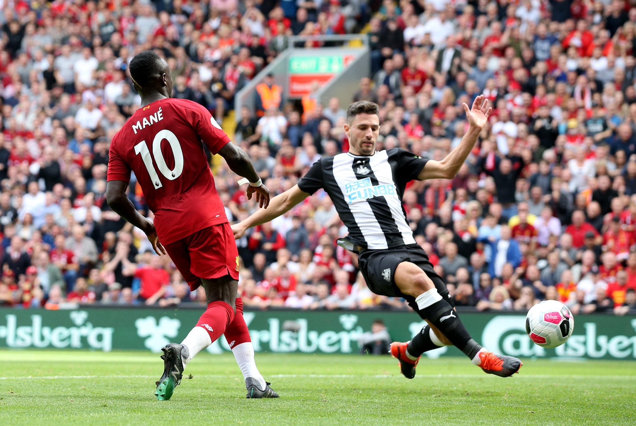 争冠气势显 争冠气势显